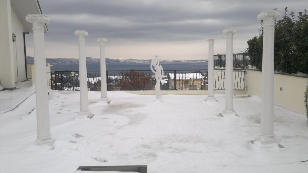 The White Villa Bracciano  Exteriör bild